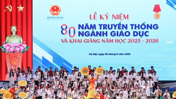 Xã Sa Bình tưng bừng khai giảng năm học mới và kỷ niệm 80 năm truyền thống ngành Giáo dục